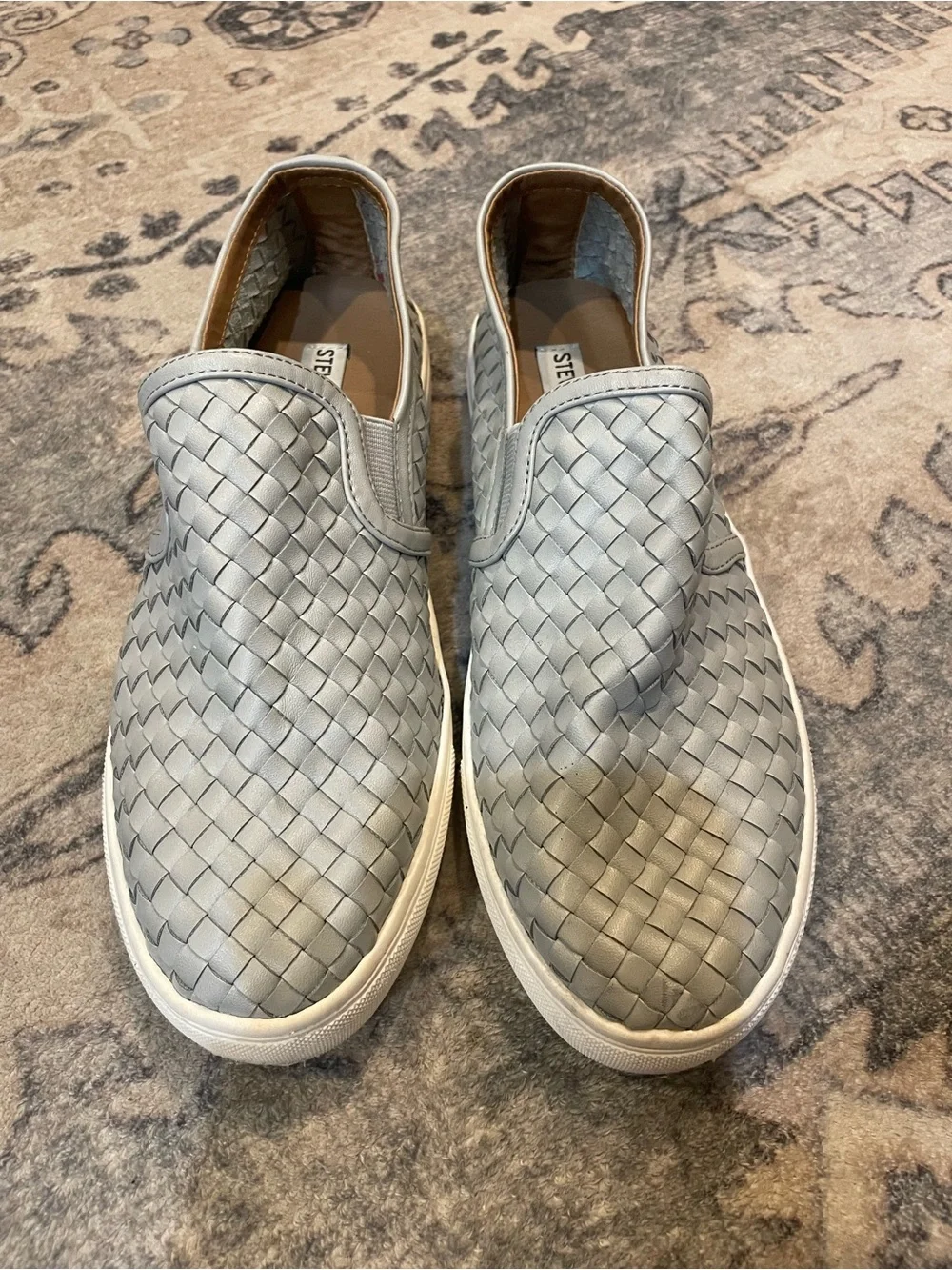 Steve Madden Willow Slip-On Leather Shoes